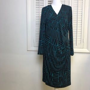 CALVIN KLEIN wrap dress black teal print
SIZE 14